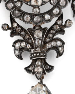 Brooch in yellow gold, silver and diamonds Late 19th century