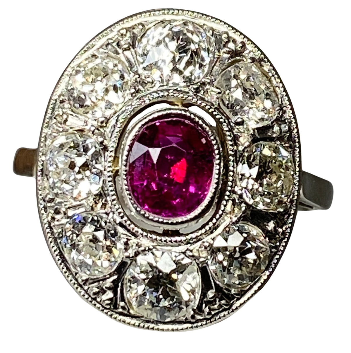 Bague Pompadour en Or Blanc, Rubis et Diamants