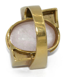 Bague or jaune géométrique ornée d'un quartz rose
