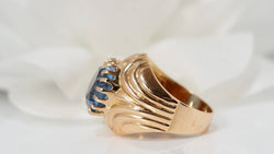Yellow gold and blue topaz ring 