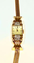 Montre de dame en or 18 carats et diamants. Vers 1940