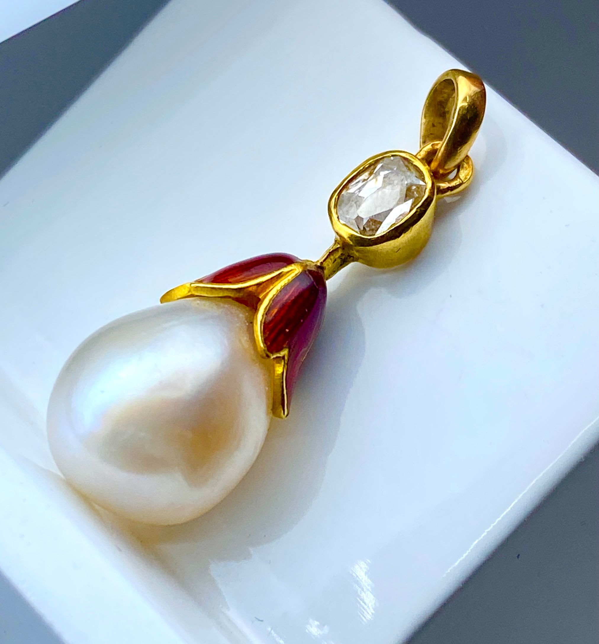 Pendentif perle fine , diamant ,or ,époque vers 1900