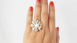 Flower ring in 3-tone gold with diamonds and cultured pearl 