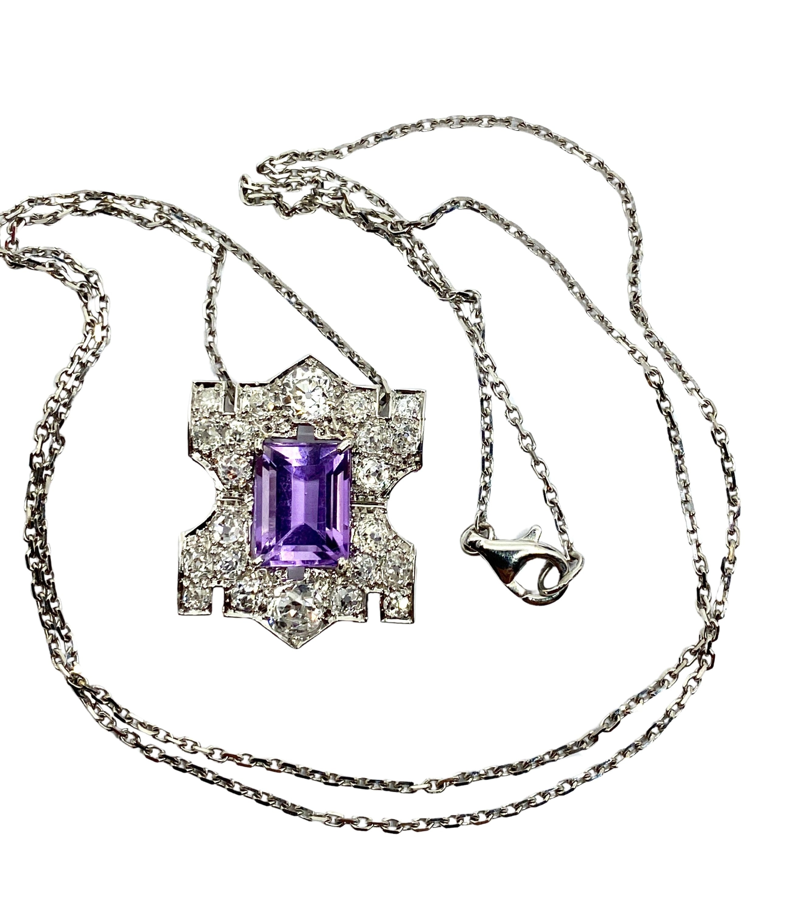 Pendentif en platine : améthyste et diamants