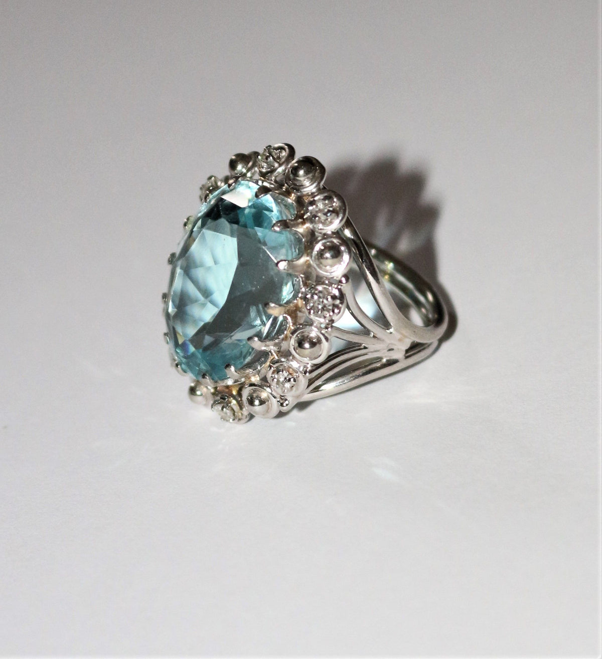 Aquamarine Cocktail Ring White Gold