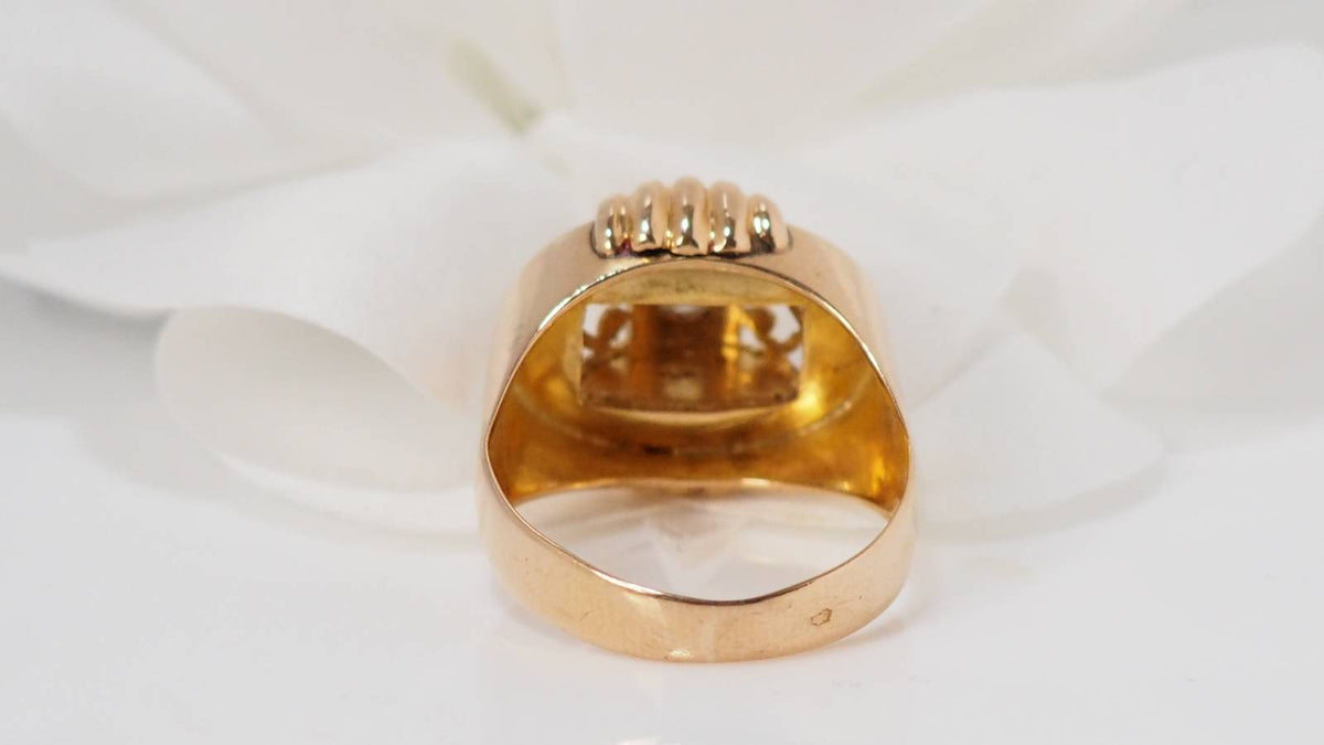 Tank ring in pink gold and diamond 