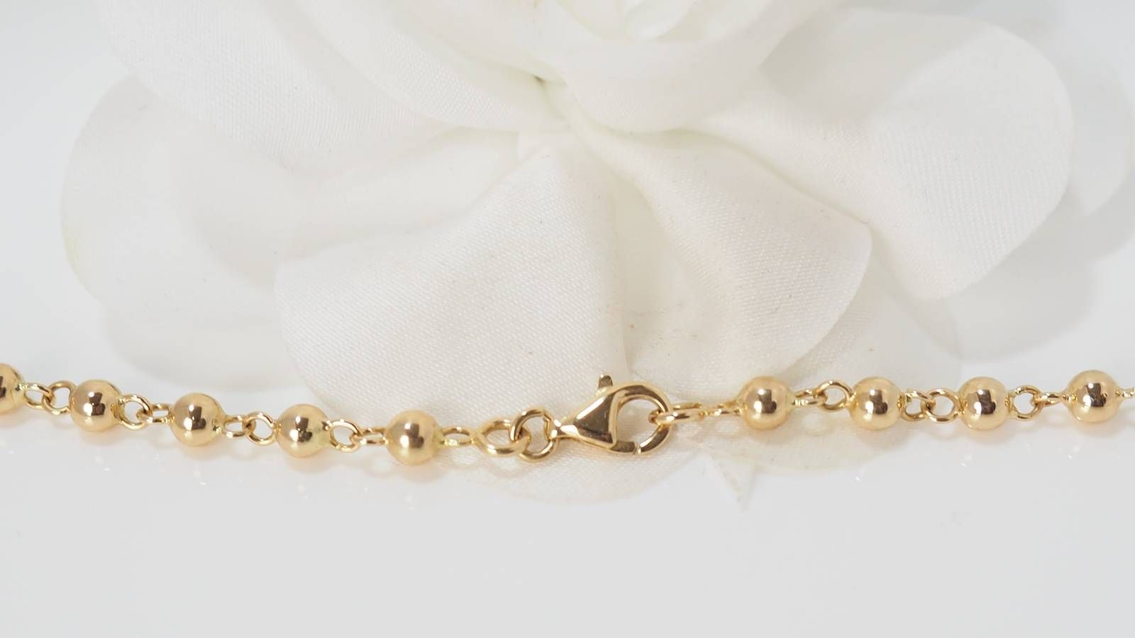 Marseille necklace in yellow gold 