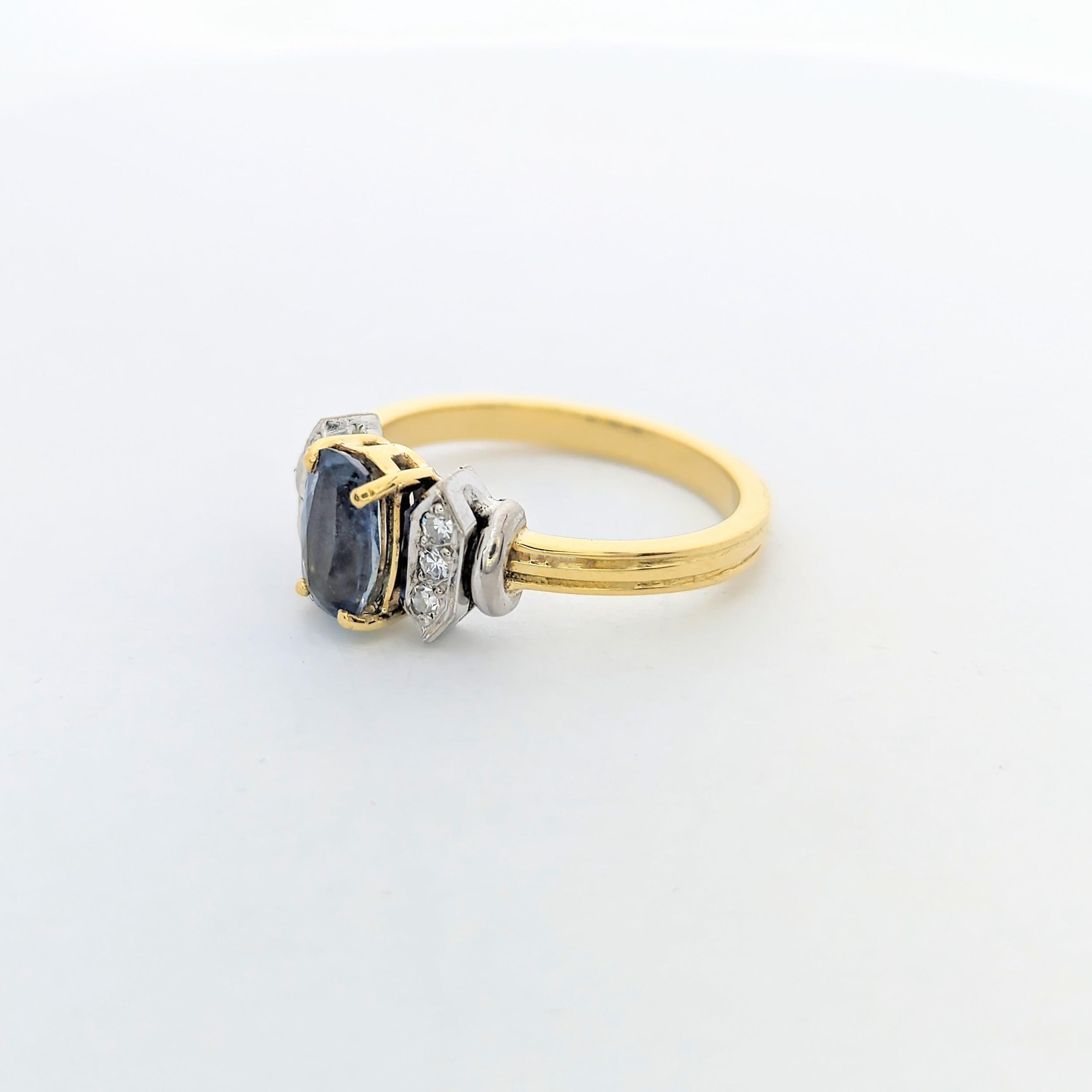 Bague 2 ors diamants et Aigue-marine