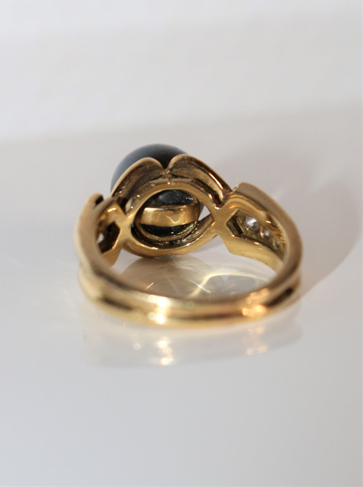 Tahitian Pearl And Diamond Ring