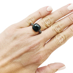 Bague Pomellato, "Capri", or rose, diamants noirs et onyx