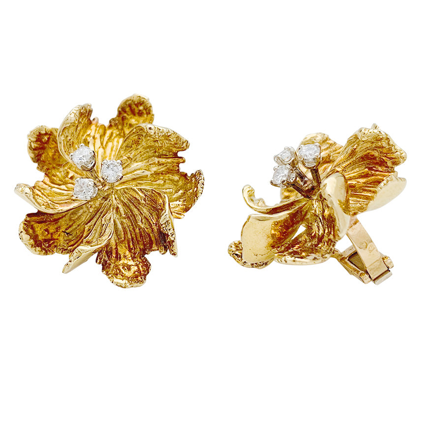 BOUCHERON “Fleurs” earrings in yellow gold and diamonds