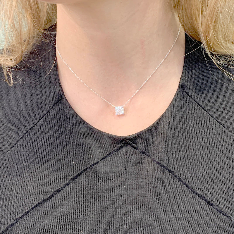 Diamond pendant necklace cartier Clearance