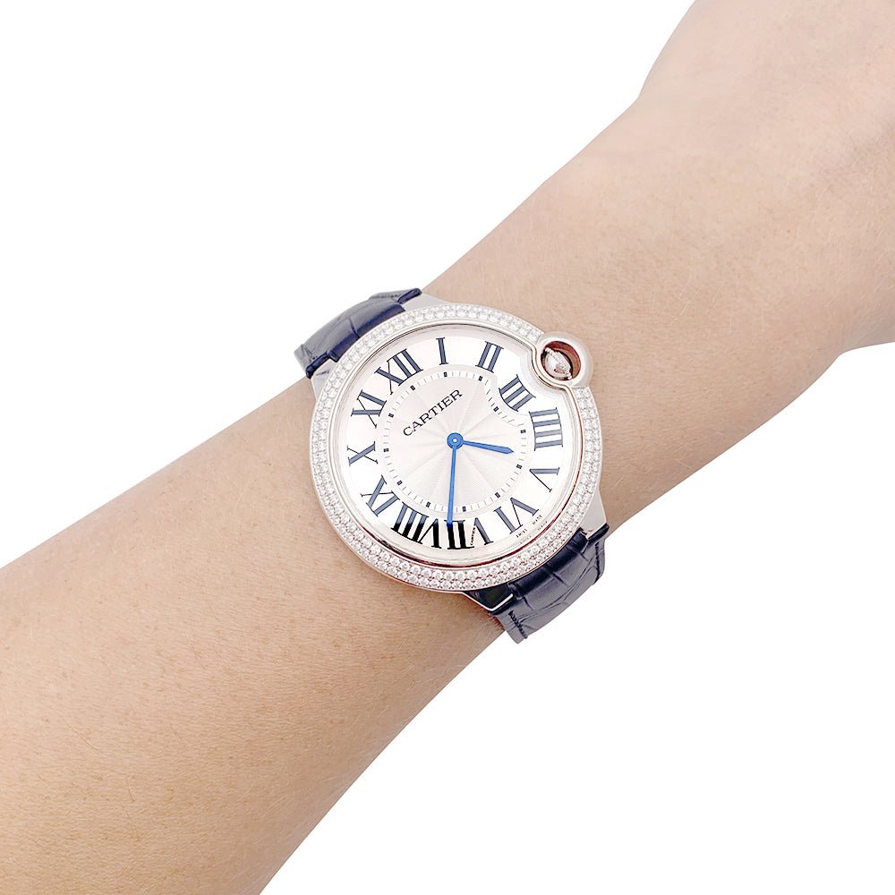 Montre CARTIER "Ballon Bleu" or blanc et diamants - Castafiore