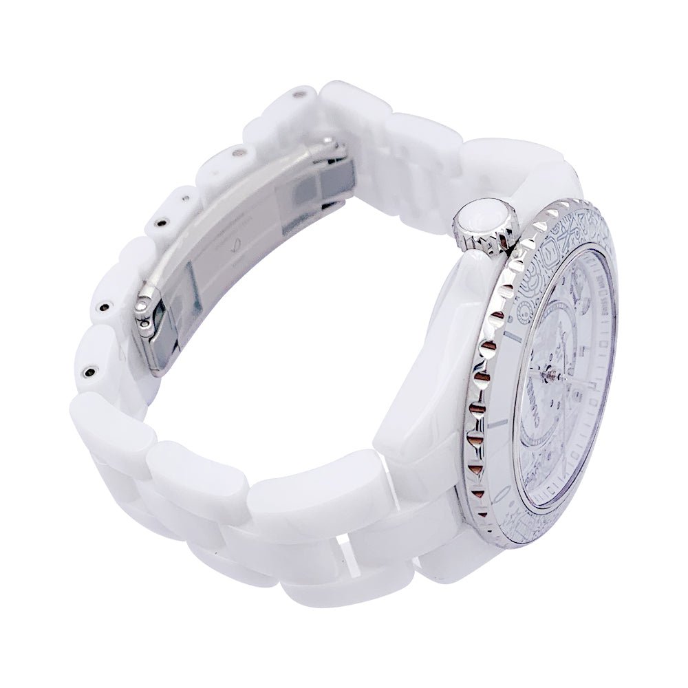 Montre CHANEL céramique et diamants. - Castafiore
