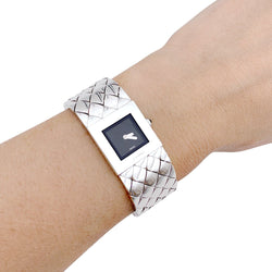 Montre CHANEL "Matelassé", acier. - Castafiore