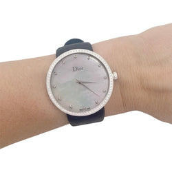 Montre DIOR "La D de Dior" en acier, nacre et diamants - Castafiore