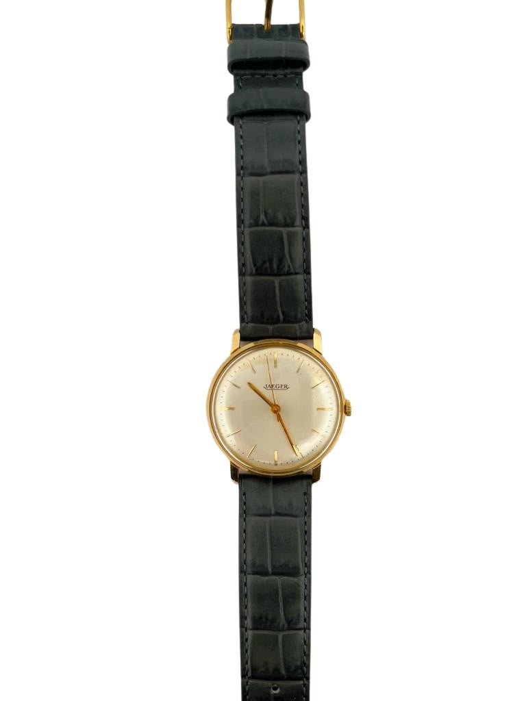 Watch Jaeger Lecoultre in yellow gold