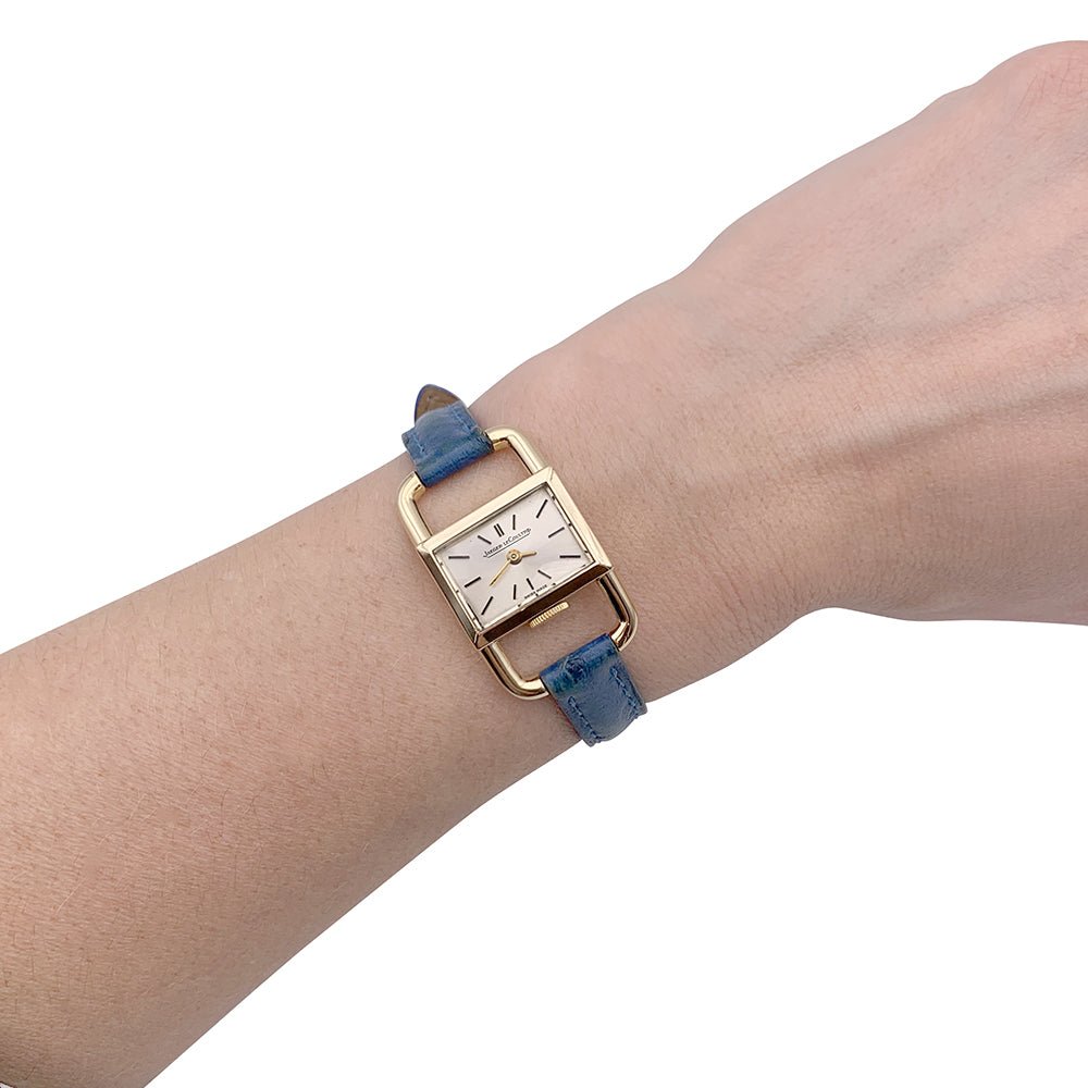 Montre Jaeger Lecoultre & Hermès, "Etrier", or jaune, bracelet cuir. - Castafiore