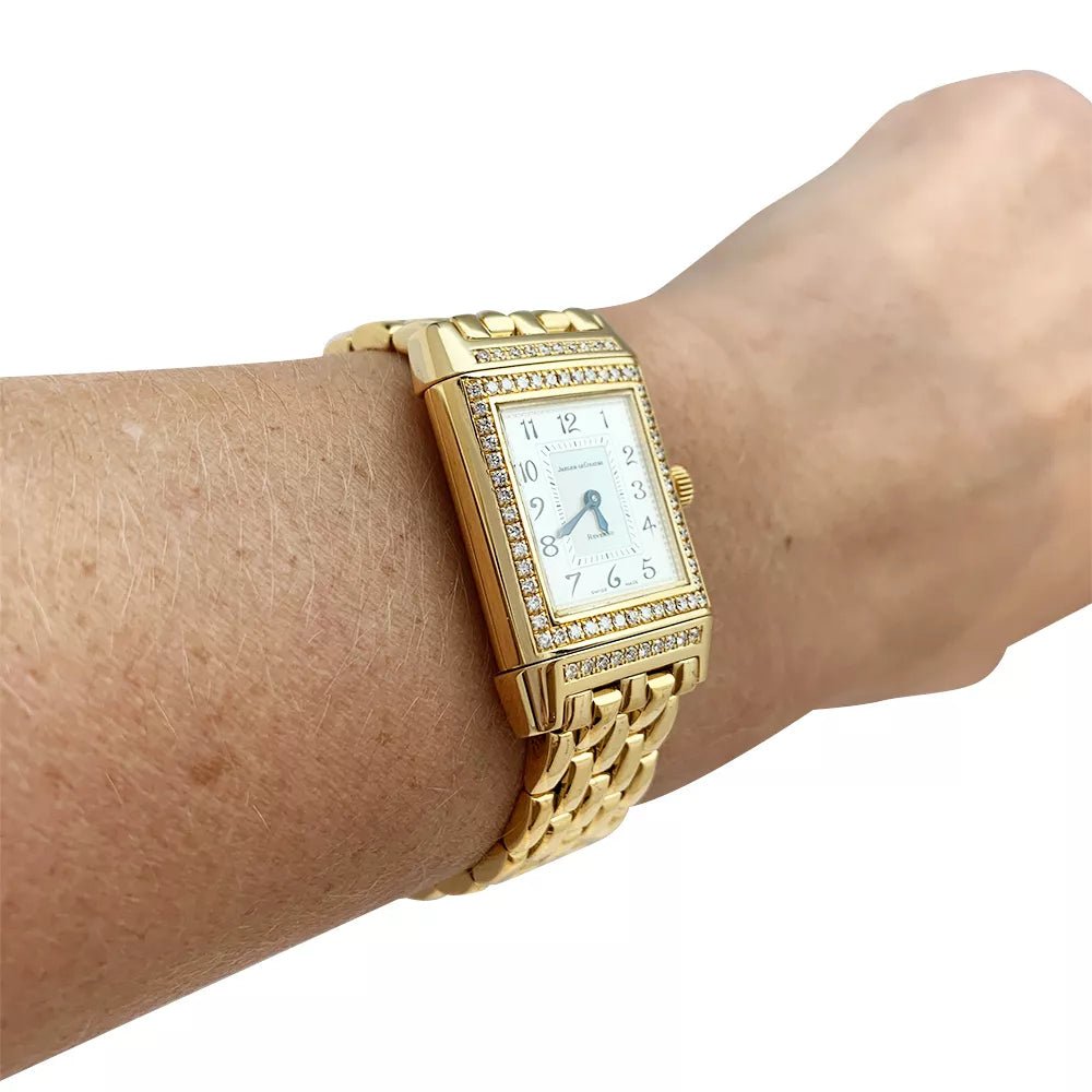 Montre Jaeger Lecoultre "Reverso Duetto" en or jaune, nacre et diamants. - Castafiore