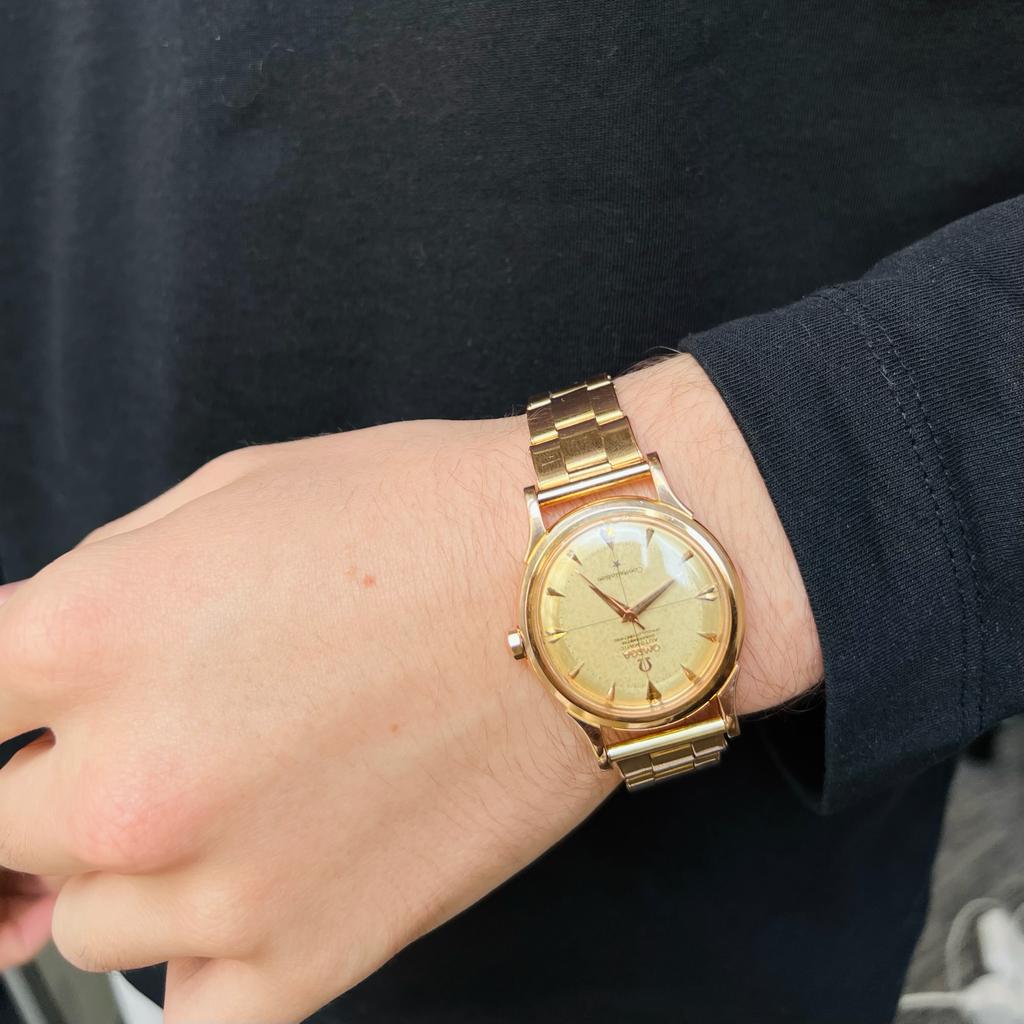 Montre OMEGA Constellation en or rose
