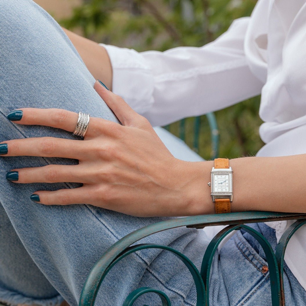 Montre Reverso JAEGER LECOULTRE, "Lady Flora" en acier et diamants - Castafiore