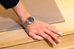 Montre ROLEX "Date just" en acier - Castafiore