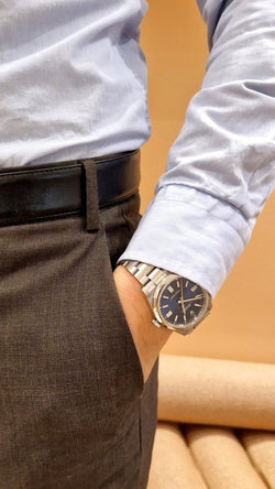 Montre ROLEX "Oyster" en acier - Castafiore