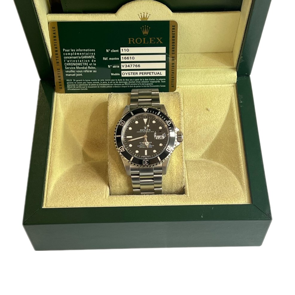 Montre ROLEX Submariner en acier - Castafiore