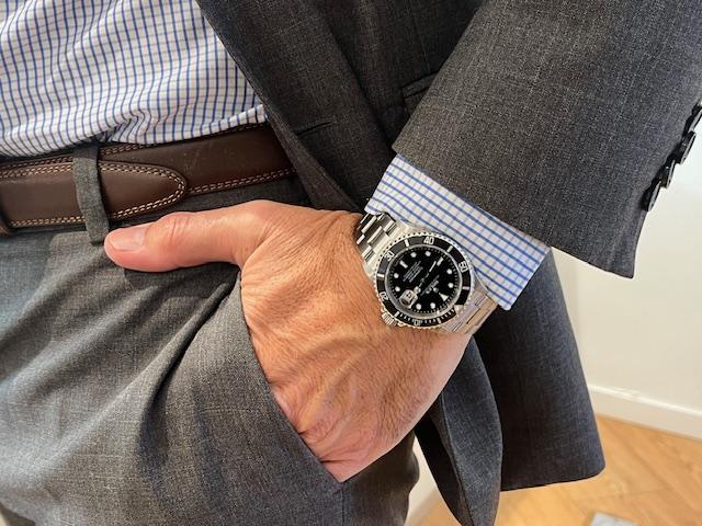 Montre ROLEX Submariner en acier - Castafiore