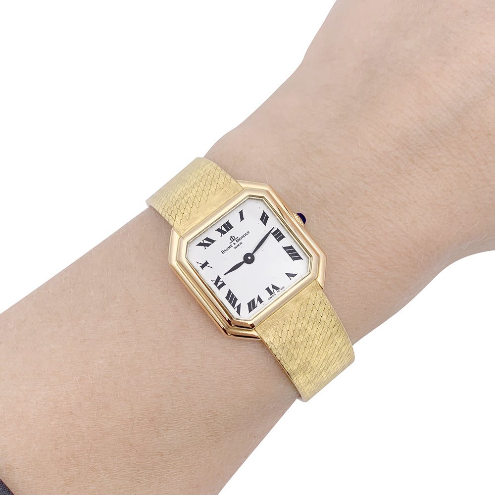 Montre vintage Baume & Mercier, or jaune. - Castafiore