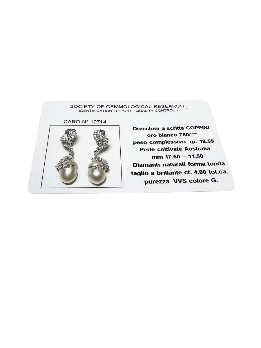 Orecchini oro 18 kt con diamanti naturali e perle, scritta Coppini. - Castafiore