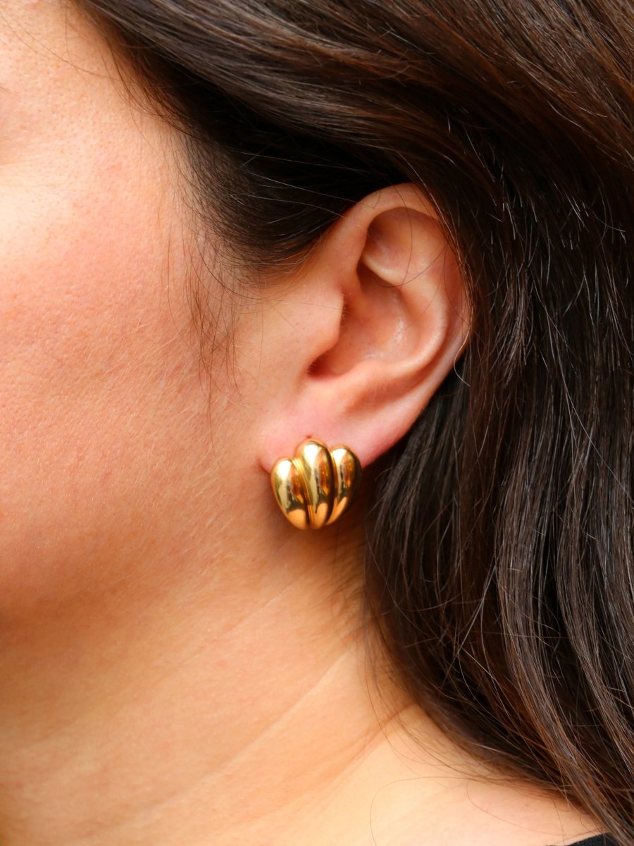 Paire de boucles d’oreilles vintage coquillage en or jaune - Castafiore