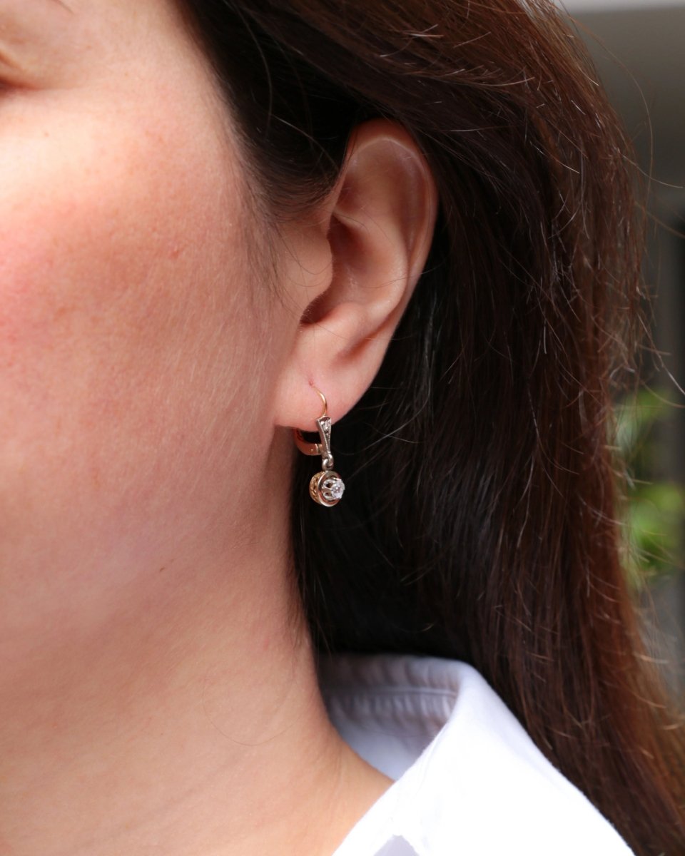 Paire de dormeuses anciennes en or et diamants taille ancienne - Castafiore