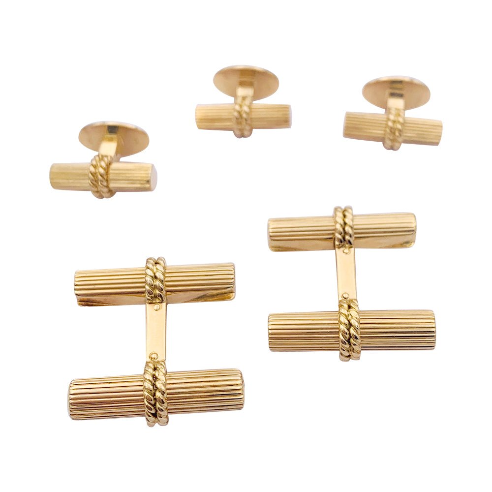 Parure d'habit en or jaune. - Castafiore