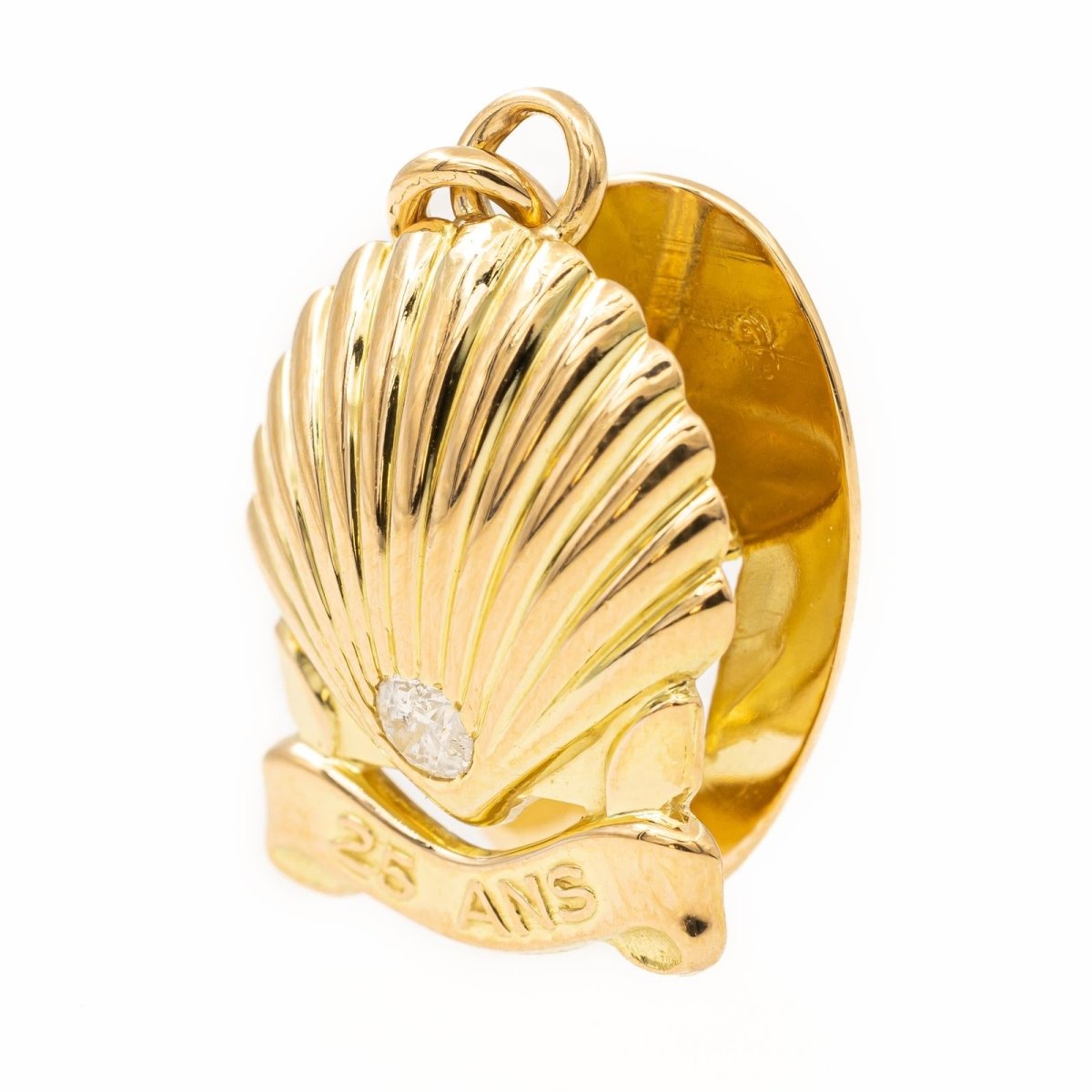 Pendentif CARTIER en or jaune et diamants - Castafiore