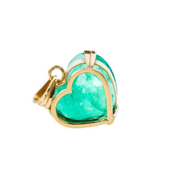 Pendentif coeur de haute joaillerie en or jaune 18 carats orné d'un émeraude en forme de coeur de 33.37 carats - Castafiore