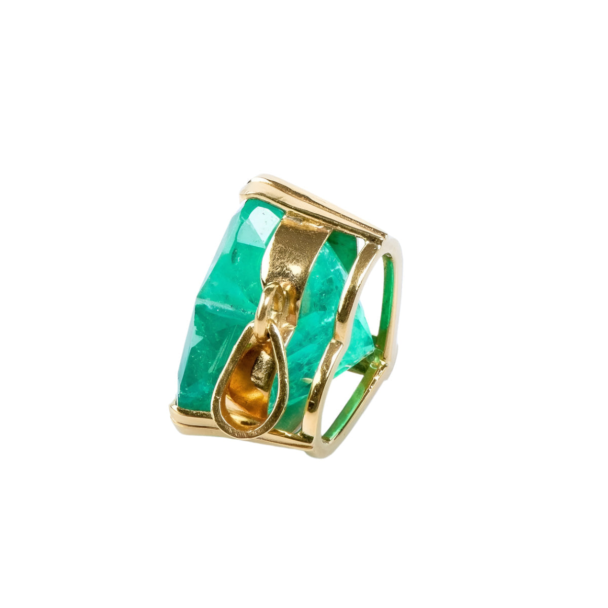 Pendentif coeur de haute joaillerie en or jaune 18 carats orné d'un émeraude en forme de coeur de 33.37 carats - Castafiore