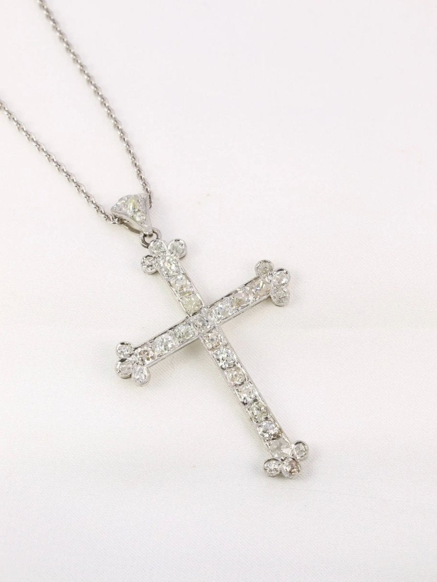 Pendentif croix Belle Epoque en or et diamants taille ancienne - Castafiore