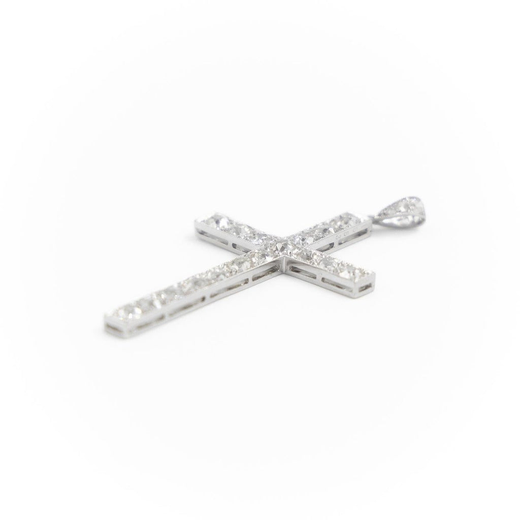 Pendentif croix en platine et diamants - Castafiore