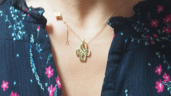 Pendentif Croix POIRAY en or jaune - Castafiore