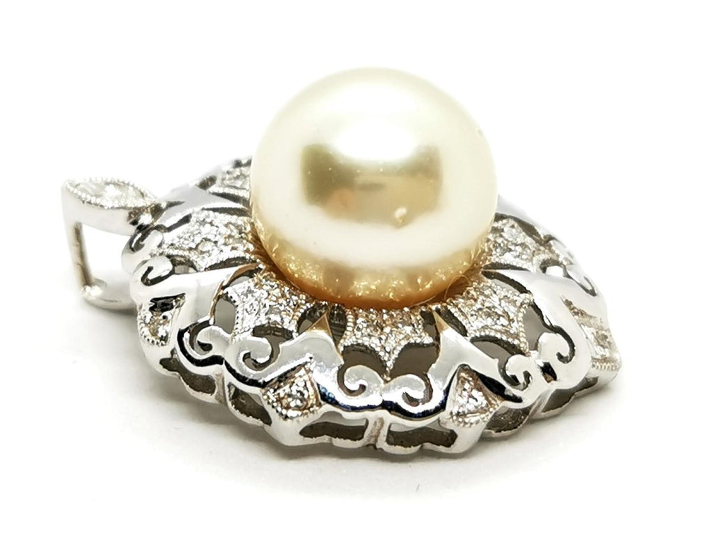 Pendentif en or blanc, diamants et perle - Castafiore