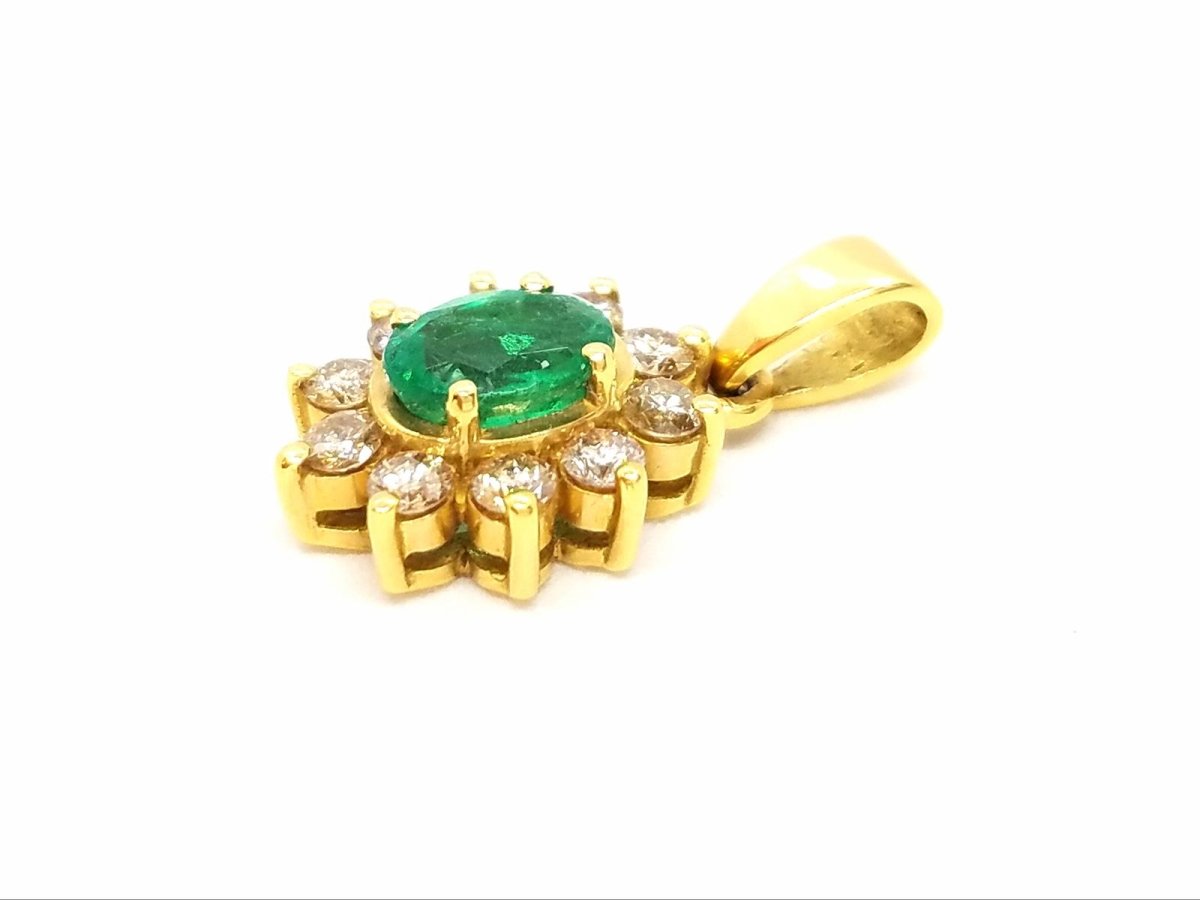 Pendentif fleur en or jaune et émeraude - Castafiore