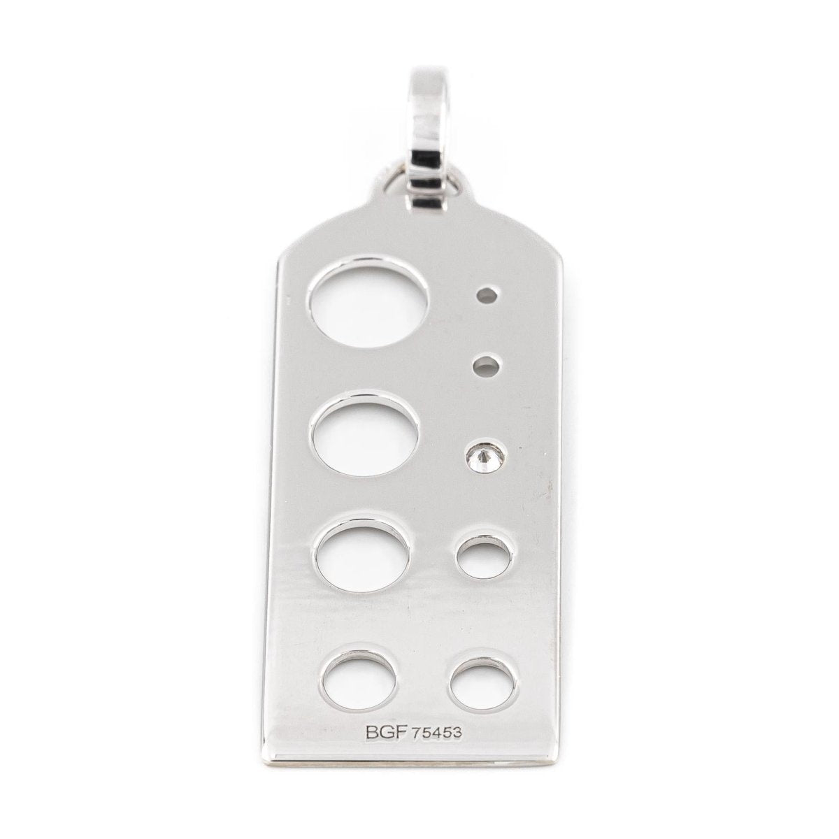 Pendentif FRED "Calibre à pierres", en or blanc et diamant - Castafiore