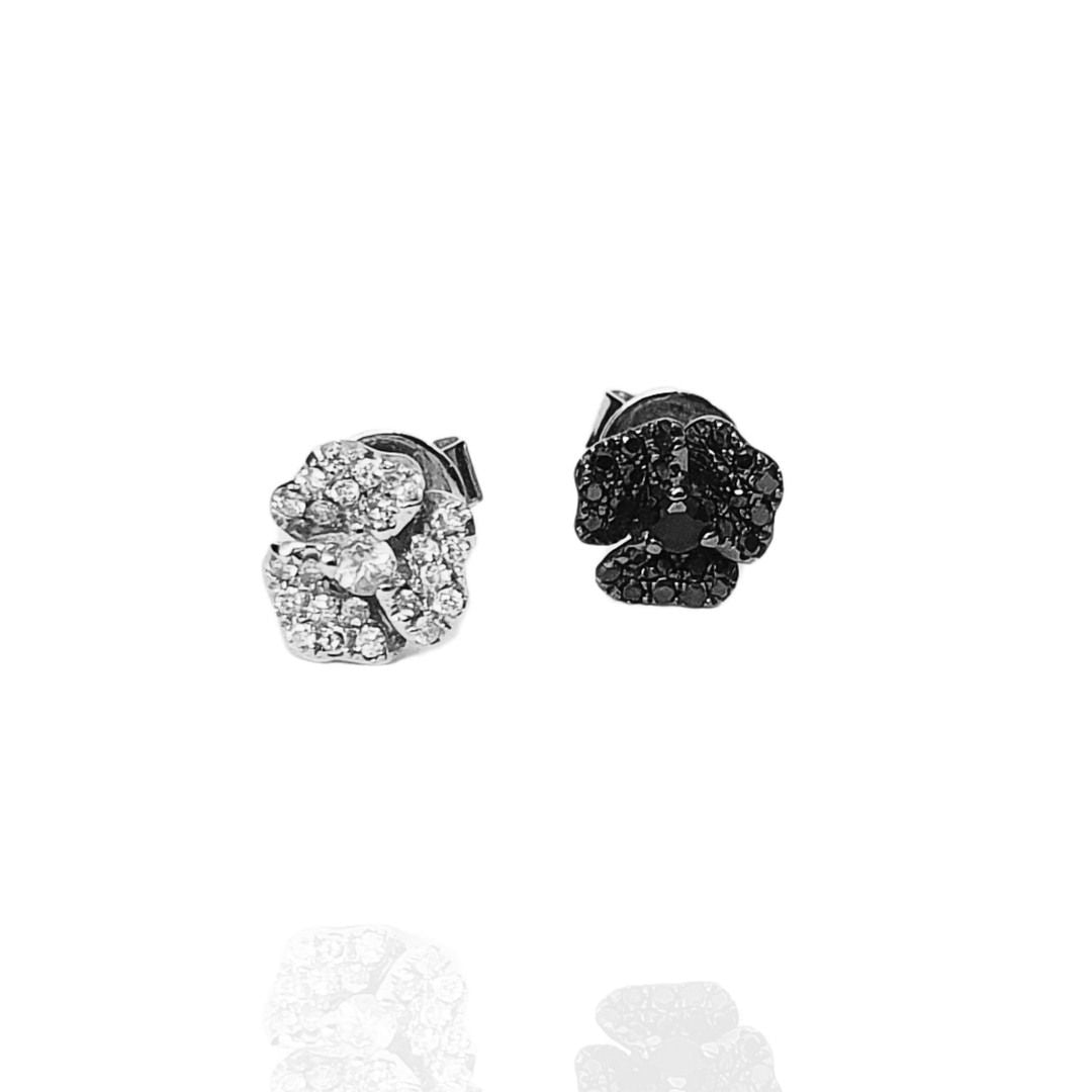 Puces d’oreilles Pensées en or blanc 18 carats, diamants blancs et noirs - Castafiore